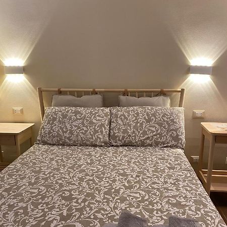 Chirone Room Mondello Buitenkant foto